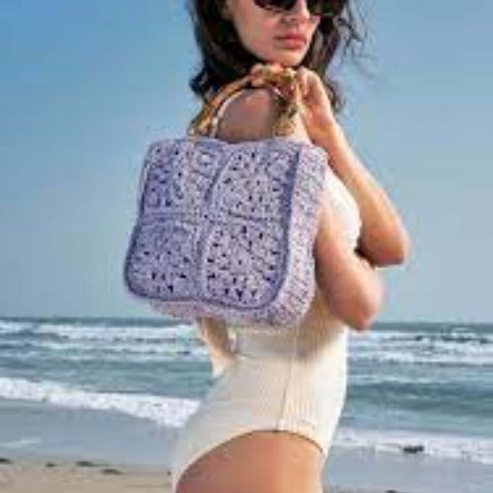 Lilac Crochet Handbag with Bamboo Handles – Boho Summer Shoulder Purse - Picture 3 of 4